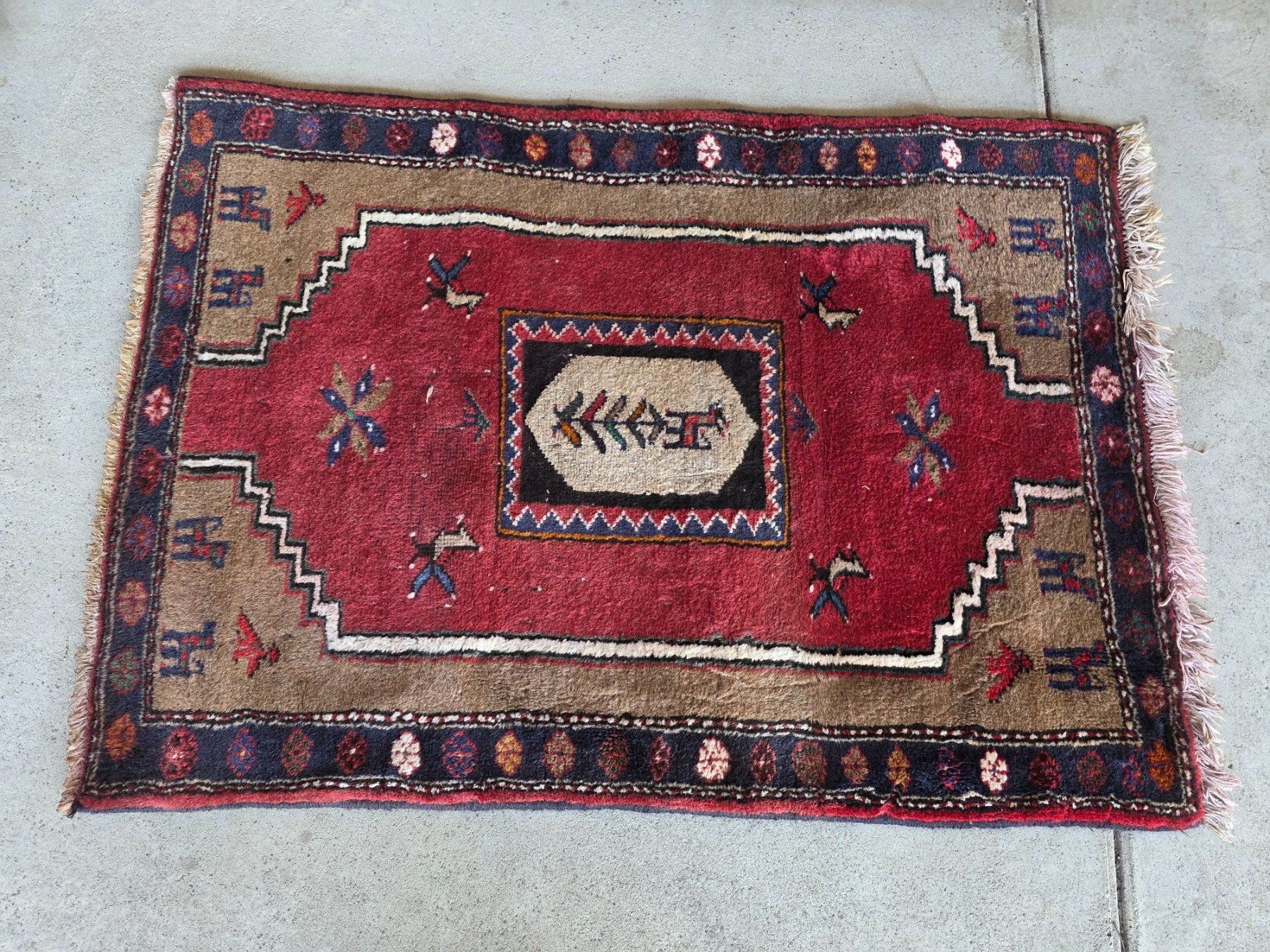 Teppiche: antiker Orient Teppich 120 cm x 87 cm – Gebraucht aus Walterswil BE von Lonitti 2