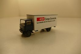 Wiking 1:87: Mercedes LKW Cargo Domicile