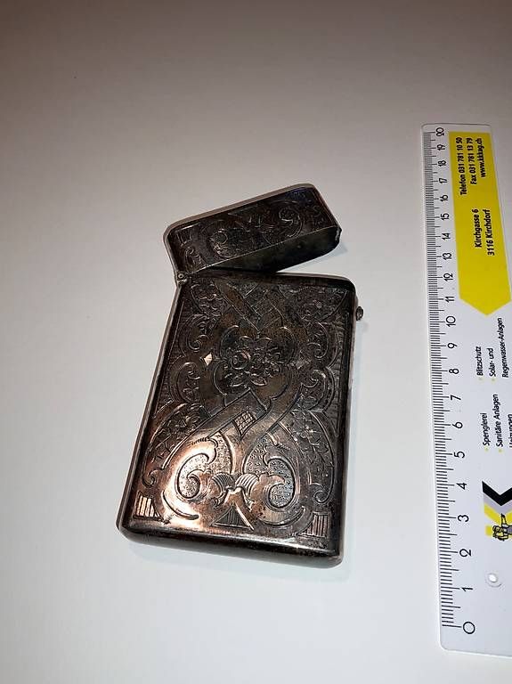 Altri Prodotti per fumatori: Antikes Etui mit schönen Ornamenten – Usato da Bottmingen venduto da CaptainHellfire74