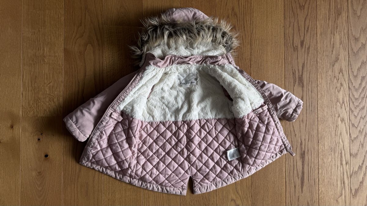 H&M Giacche & Cappotti: H&M Pink Parka Gr 104 – Usato da Zug venduto da pla_2ckh 2
