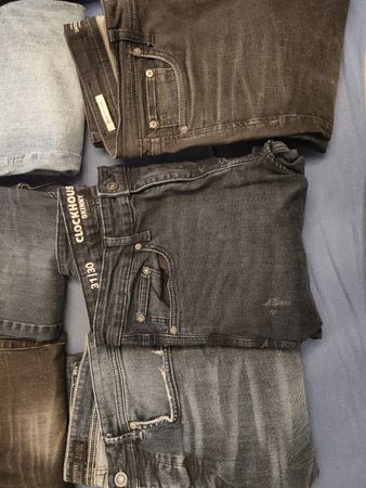 Jeans-Paket (7STk) – Grössen W30 bis W32 – Skinny & Slim fit
