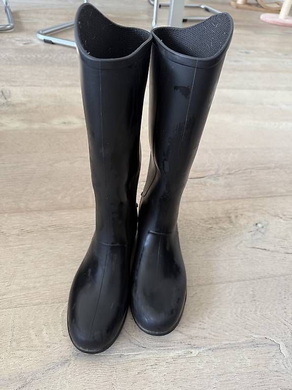 Scarpe per cavalli: Reitstiefel / Bottes equitation Size 35 – Usato da Signy venduto da Bolide96 1
