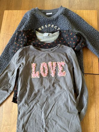 Girls clothing bundle 