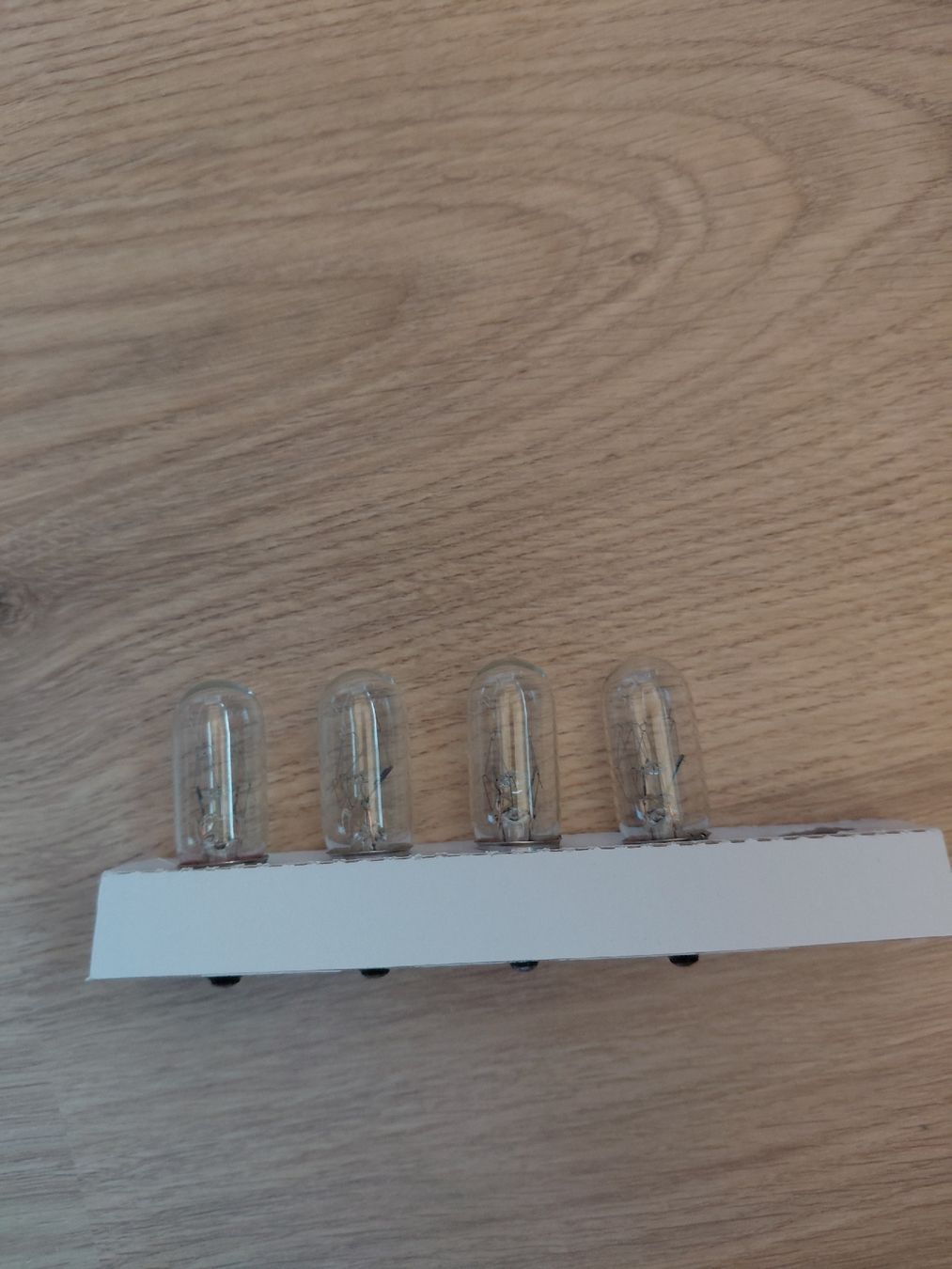 Lampen: 4 Glühbirnen E14 7Watt – Neu und originalverpackt aus Bütschwil von fredi1970