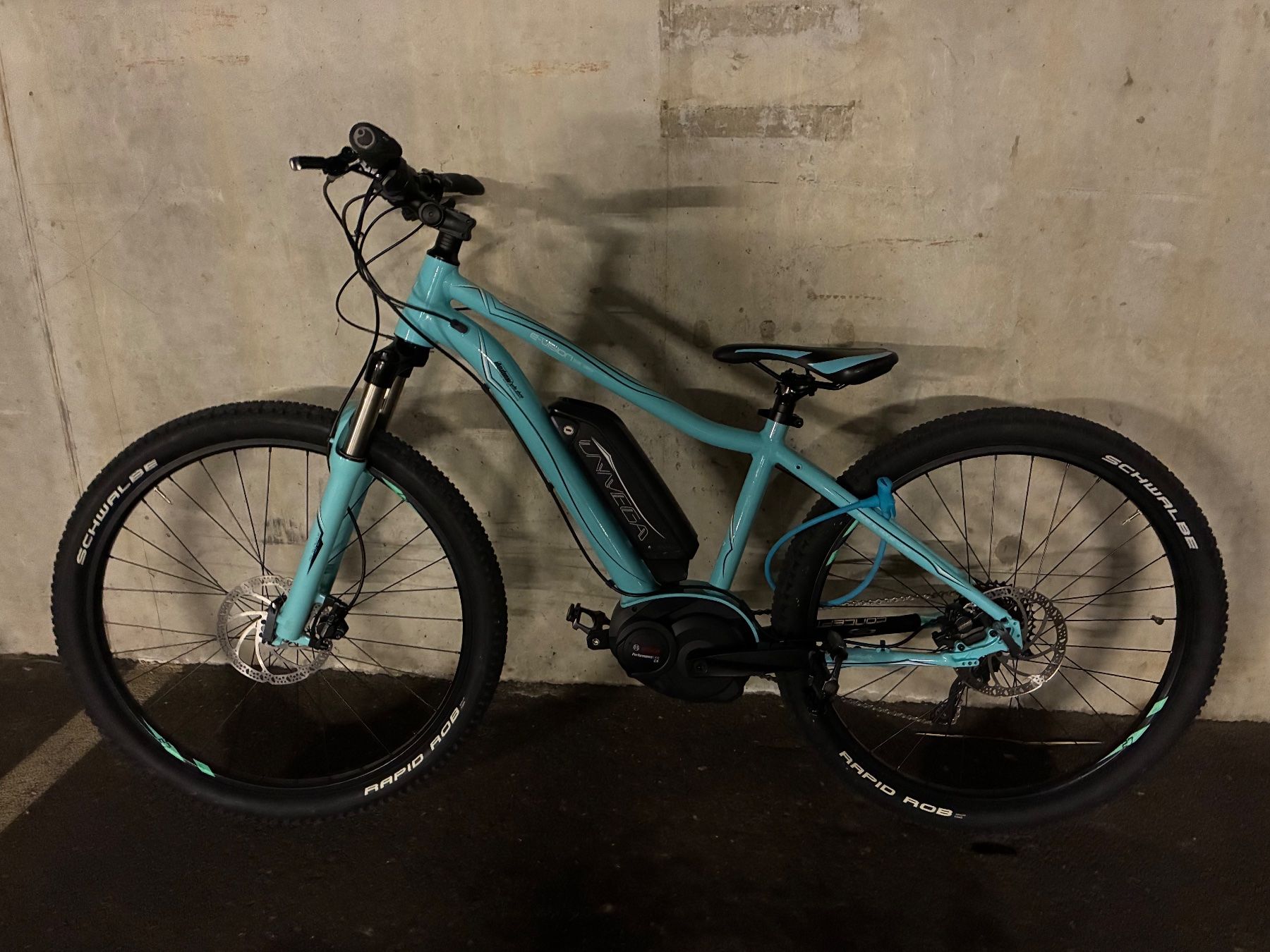 Univega Biciclette: Vélo électrique Univega E-Vision 27" Sky – Bosch – Usato da Belfaux venduto da Ac27101997