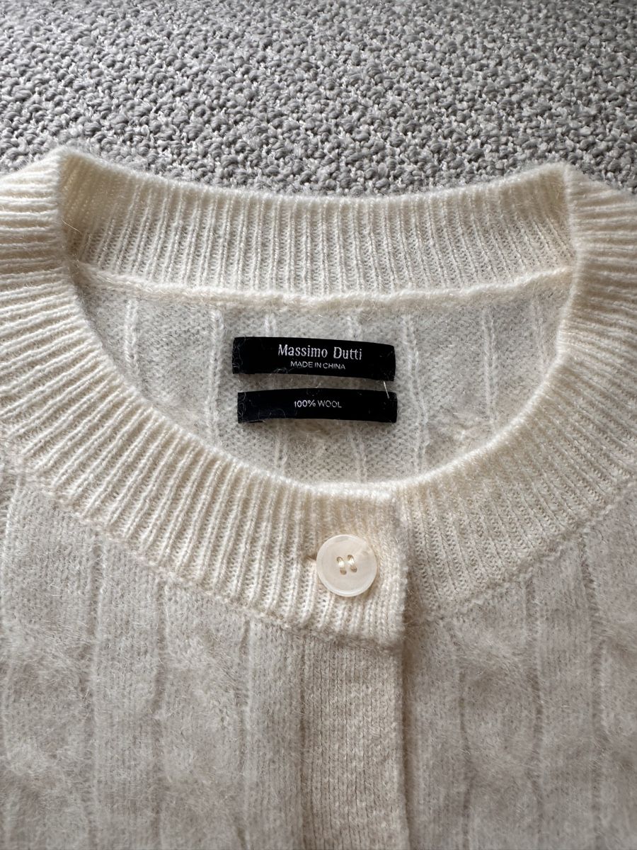 Massimo Dutti Maglioni & Felpe: Massimo Dutti wool cardigan – Usato da Zürich venduto da Ele_fashionista 1