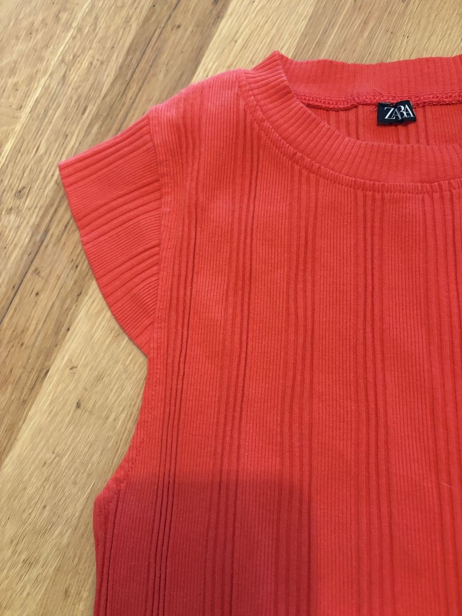 Zara Vestiti: ZARA robe taille XS – Usato da Attalens venduto da Skorpionica 1