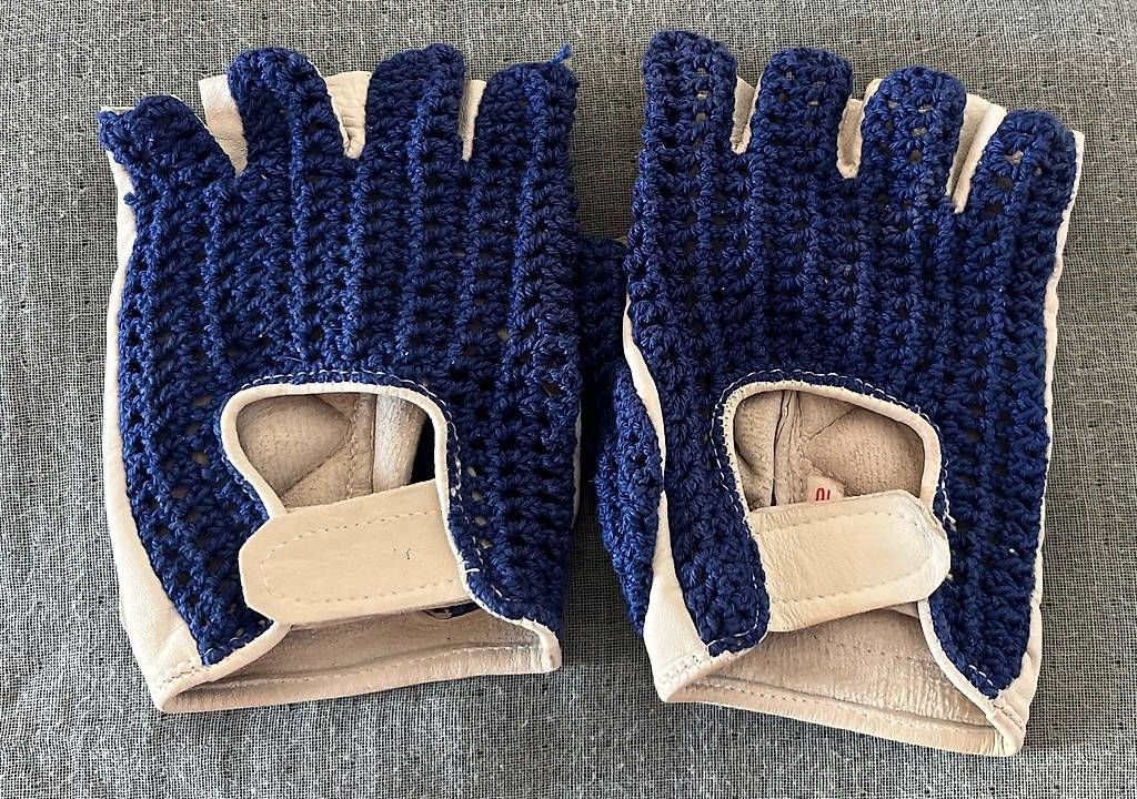 Guanti & manicotti: VINTAGE-Rennrad-Handschuhe Gr. 10 – Usato da Urdorf venduto da Resumasa