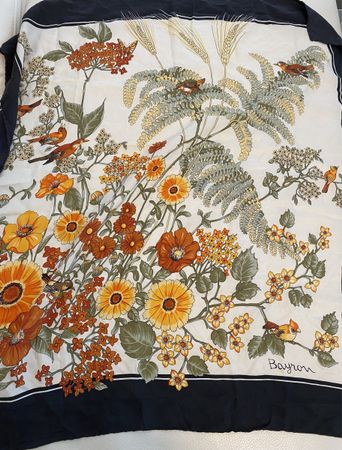 Bayron Seiden Foulard 🌸