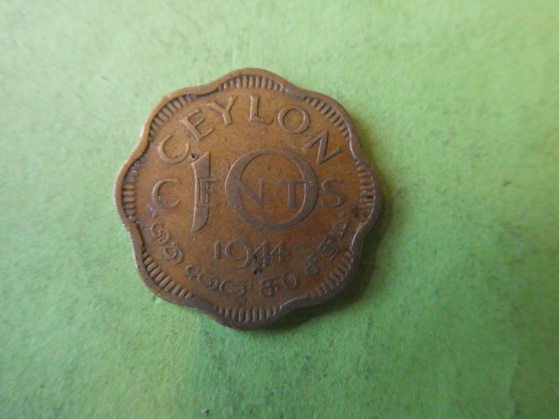 Tutti le monete: Ceylon 1944, 10 Cents – Usato da Hinterforst venduto da Rohusri