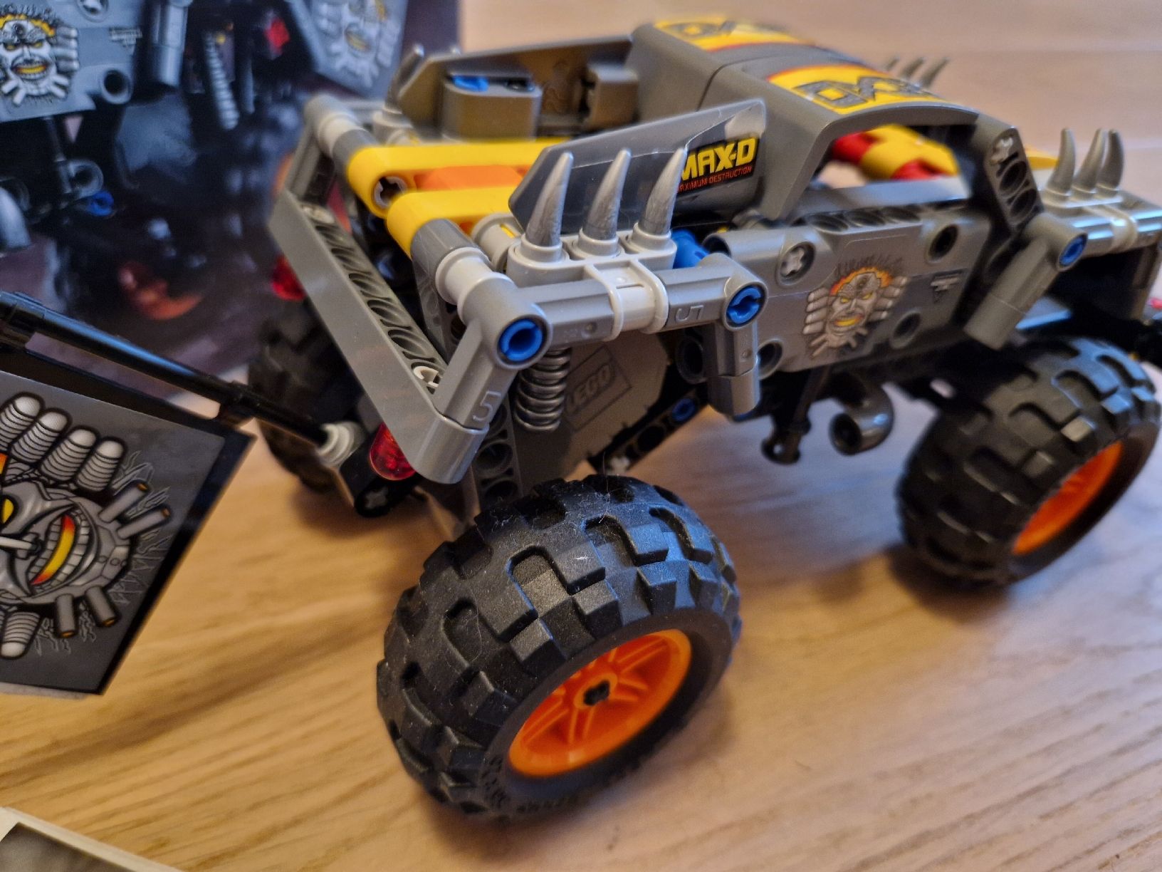 Lego Jeux de construction: Lego Technic Monster Jam Max-D 42119 – D'occasion à Basel par Luckyvrena 1