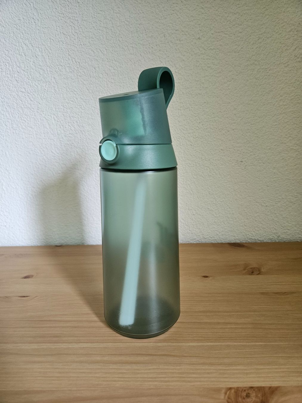 Air Up Trinkflaschen & Thermosflaschen: AirUp Click mit 6 flavour pods – Neu (gemäss Beschreibung) aus Effretikon von Pia_69b5