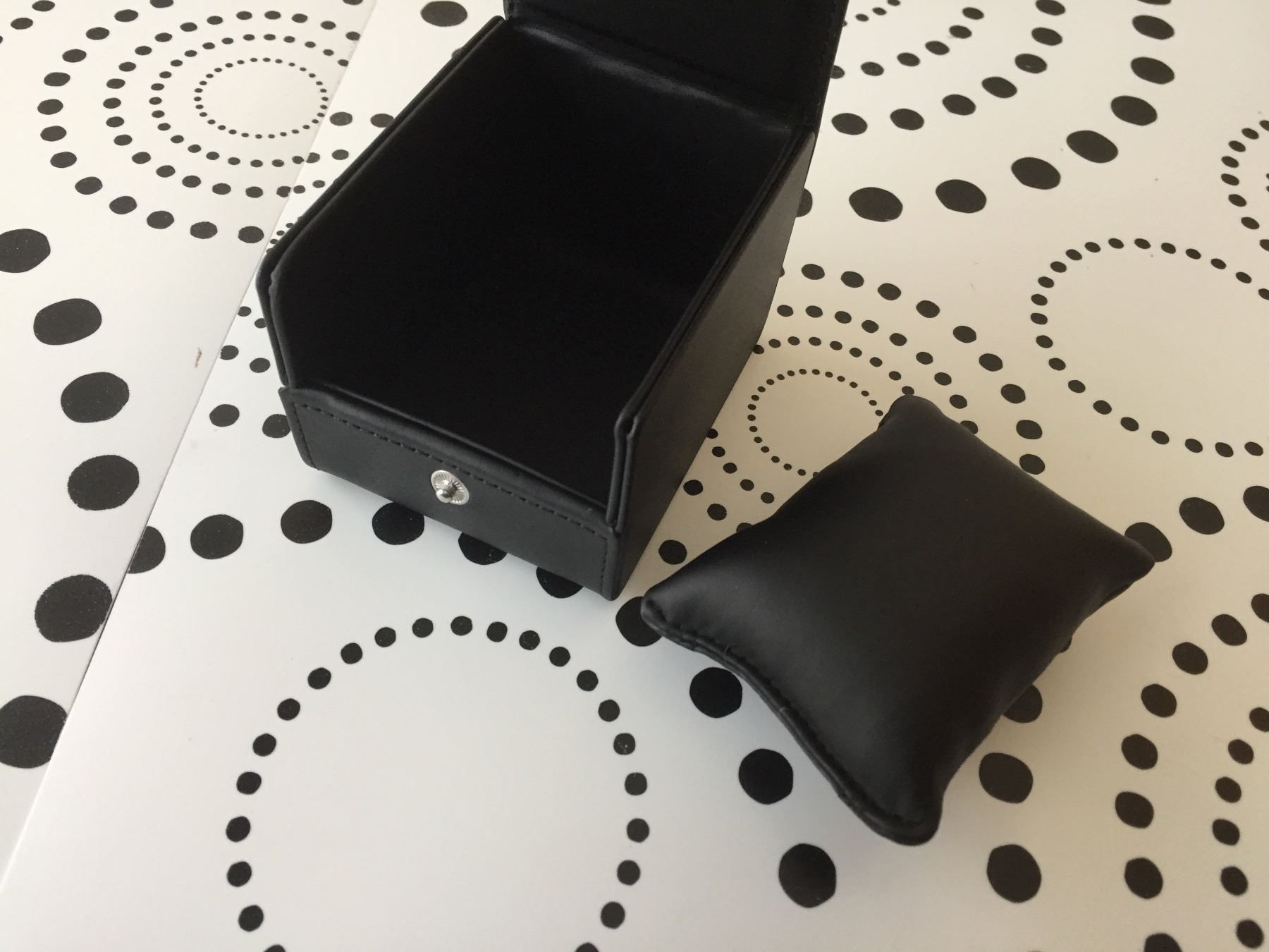 Baume & Mercier Scatole porta orologi: BAUME & MERCIER - BOX ETUI SCHACHTEL !!! – Nuovo (secondo la descrizione) da Epalinges venduto da dream-watch 2