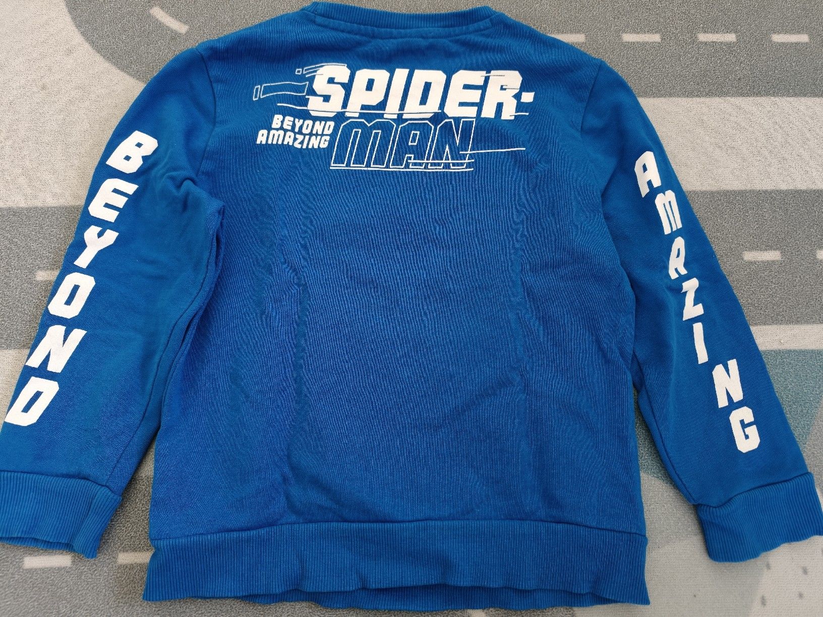 Kleiderpakete & -sets: 6 Pullover Set Kinder Gr. 122/128 gebraucht – Gebraucht aus Naters von Nikii 4