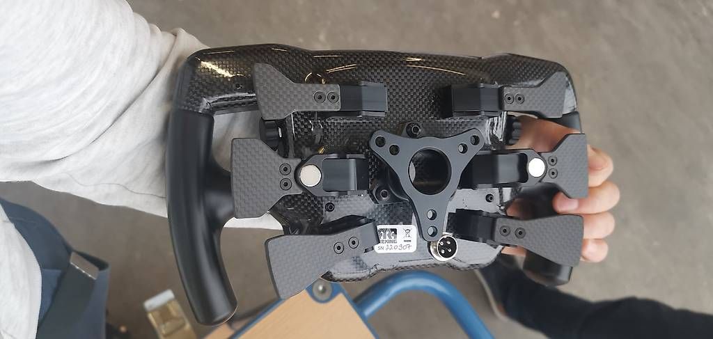 Controller: High-End Simracing Wheel: Rexing Mayaris – Gebraucht aus Aesch von keepgoing10 2