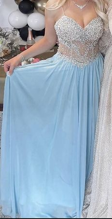 Edles Kleid Verhandlungsbasis
