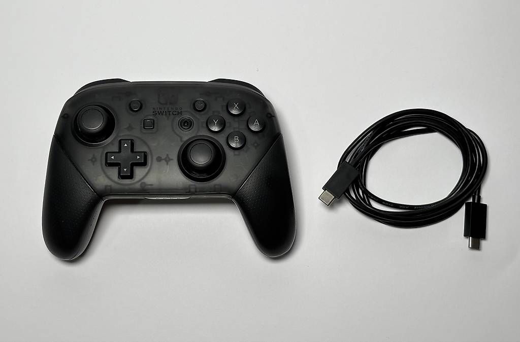 Manettes: Nintendo Switch Pro Controller | Joystick – D'occasion à Gordola par kar_gy5g