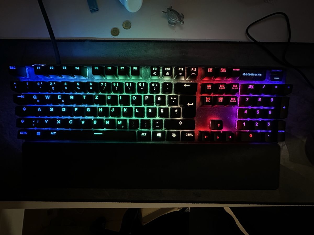 PC: 🔥 High-End Gaming PC Setup 🔥 – Nuovo (secondo la descrizione) da Muttenz venduto da Digiterminal 5