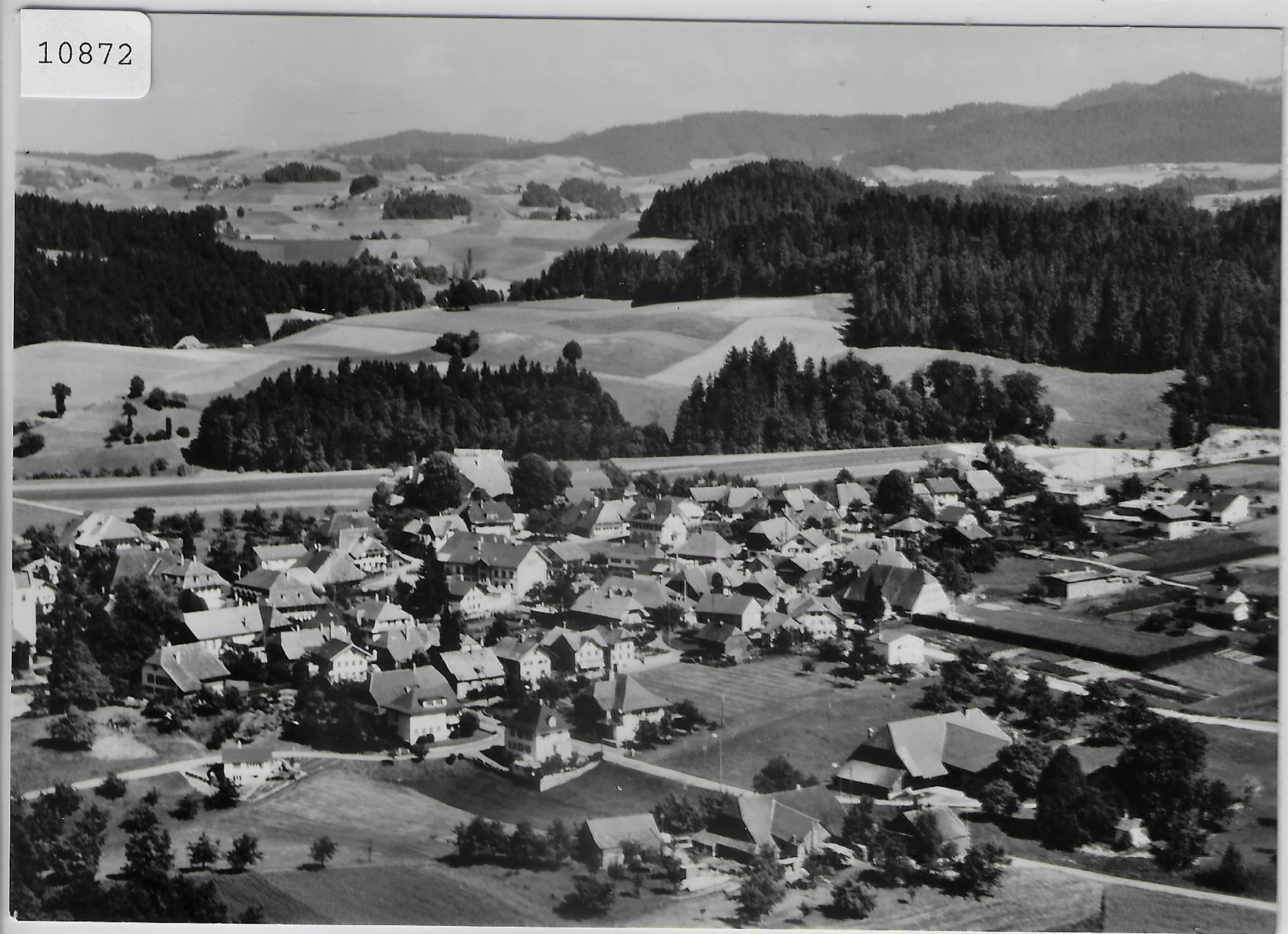 Cartoline postali: Flugaufnahme Dürrenroth BE – Antico da Ettingen venduto da Kartenplanet