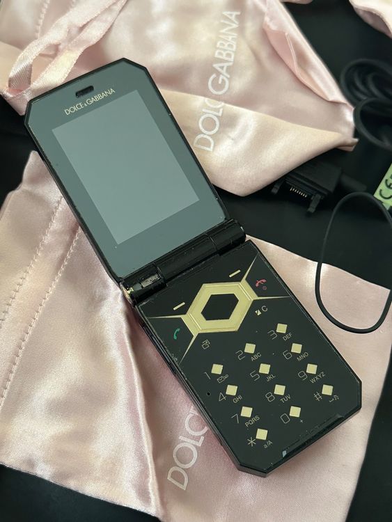 Sony Ericsson F100i Dolce & Gabanna Sparkling Rose RARITÄT (Gebraucht ...
