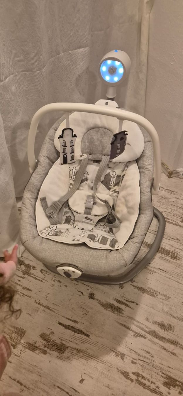 Joie Autre balançoires de jardin: Joie Babyschaukel Grau gebraucht – D'occasion à Zuben par nen_jdw8 3