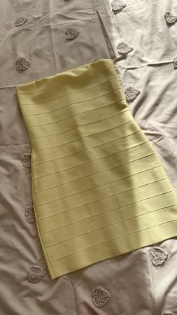 Robe bustier Bershka jaune taille M 