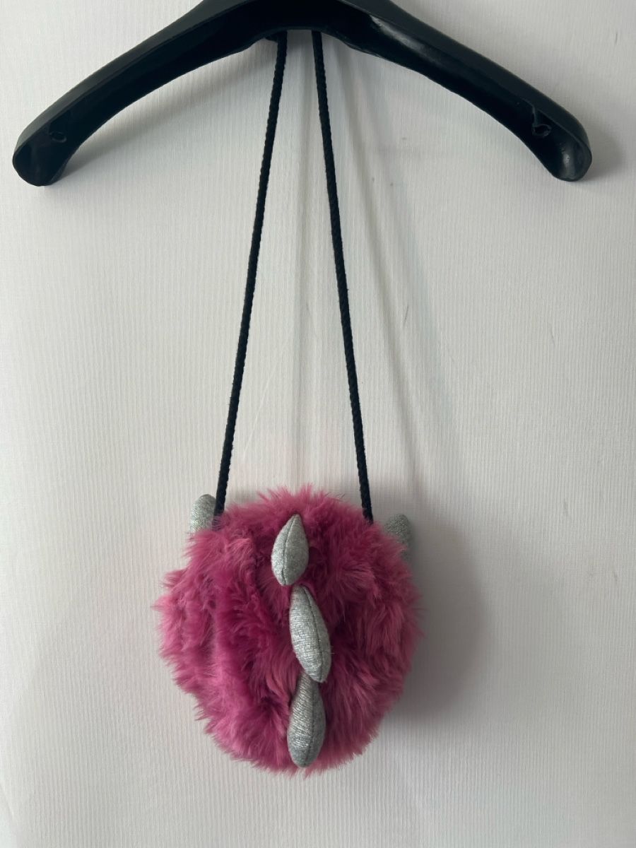Zara Borse & Zaini: Zara Plüsch-Tüfeli-Handtäschli – Usato da Oberglatt ZH venduto da ble_75jw 1
