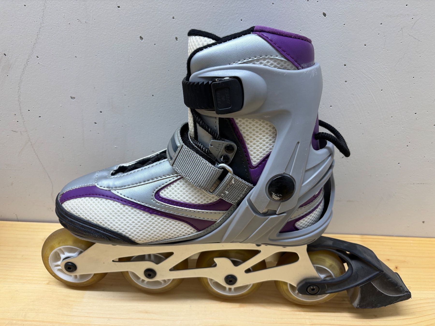 Obscure Inline-Skating & Rollschuhe: Inlineskates Obscure Miami Grösse 39 – Gebraucht aus Siebnen von Niki126 2