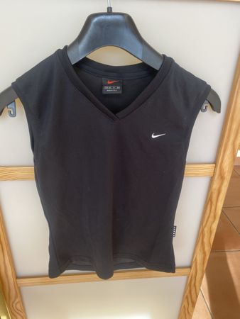 Nike S neuf Envoi possible /Versand möglich