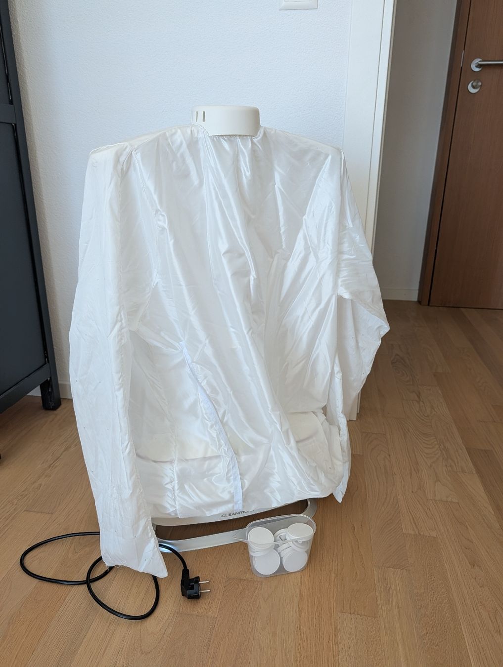 Cleanmaxx Bügeleisen: Repasseur de chemises Cleanmaxx – Gebraucht aus Renens VD von alb_9xbj