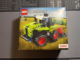 LEGO Technic: Mini CLAAS XERION (42102)