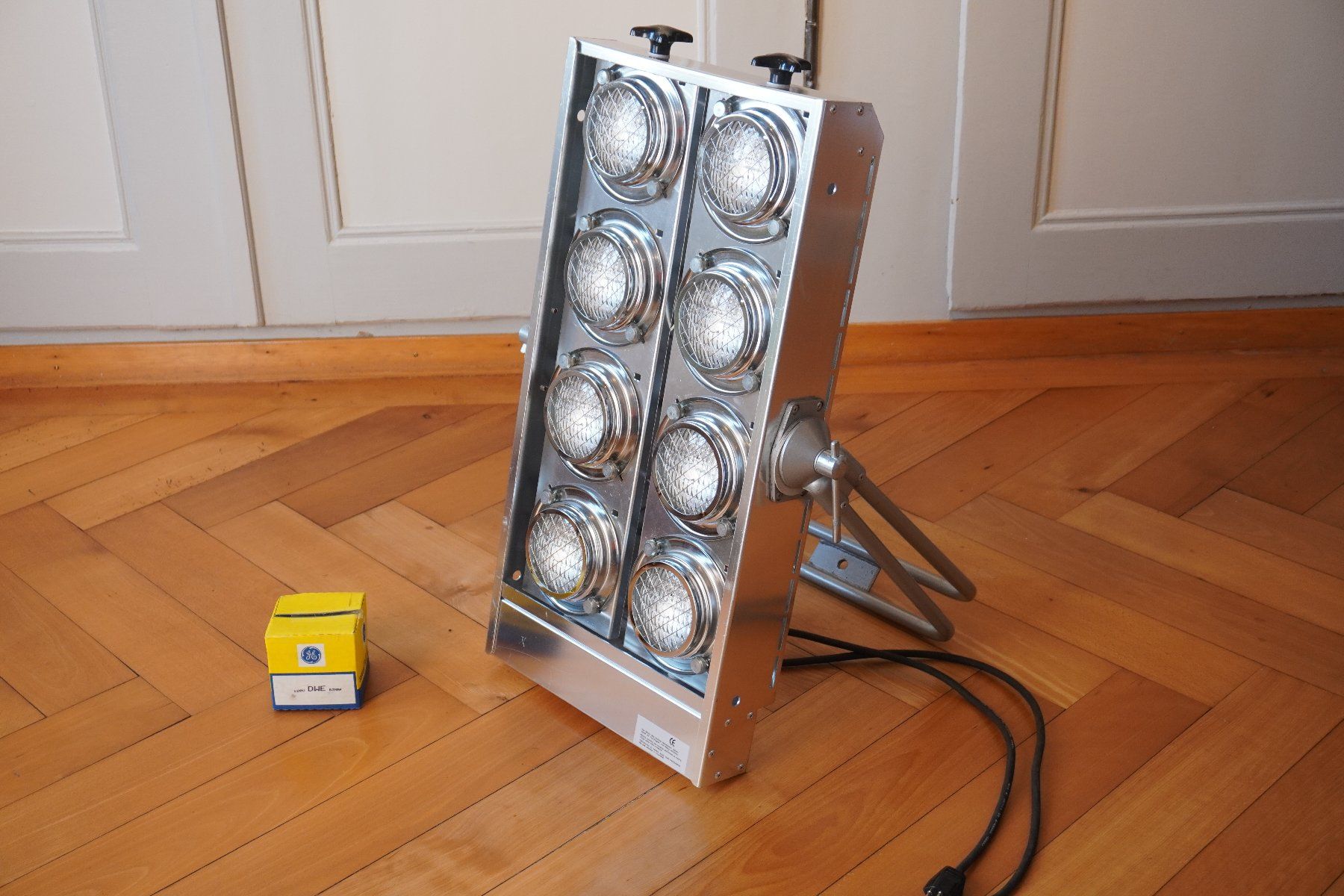 Lampade: Audience Blinder Silber 5200W wenig gebraucht! – Usato da Thunstetten venduto da blob87
