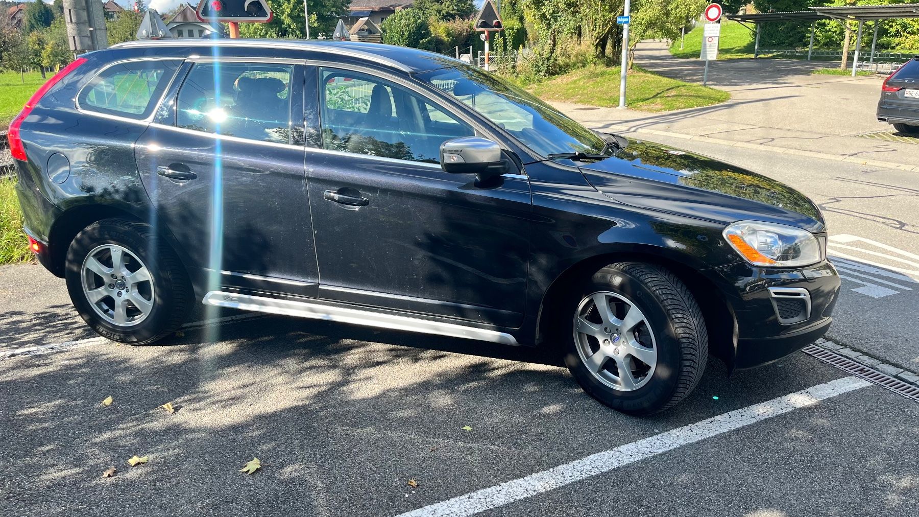 Volvo Automobili: Volvo XC 60 R-Design mit Motorschaden – Usato da Urtenen-Schönbühl venduto da audi_s4rot 4
