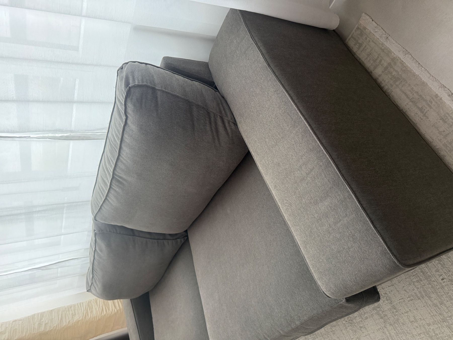 Ikea Divani: Komfortables Sofa grau Stoffbezug gebraucht – Usato da Weinfelden venduto da eva_6lfw 2