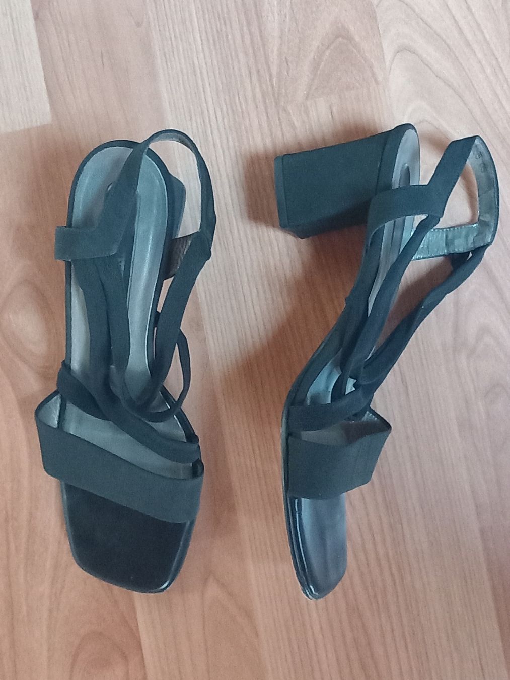 Kaiser Scarpe da donna: Kaiser Sandaletten_ 5,5_schwarz – Usato da Näfels venduto da gil_sindamel 1