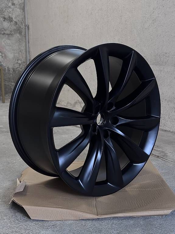 Cerchioni: Tesla Model Y 22" Felgensatz – Usato da Attinghausen venduto da Silvanoou