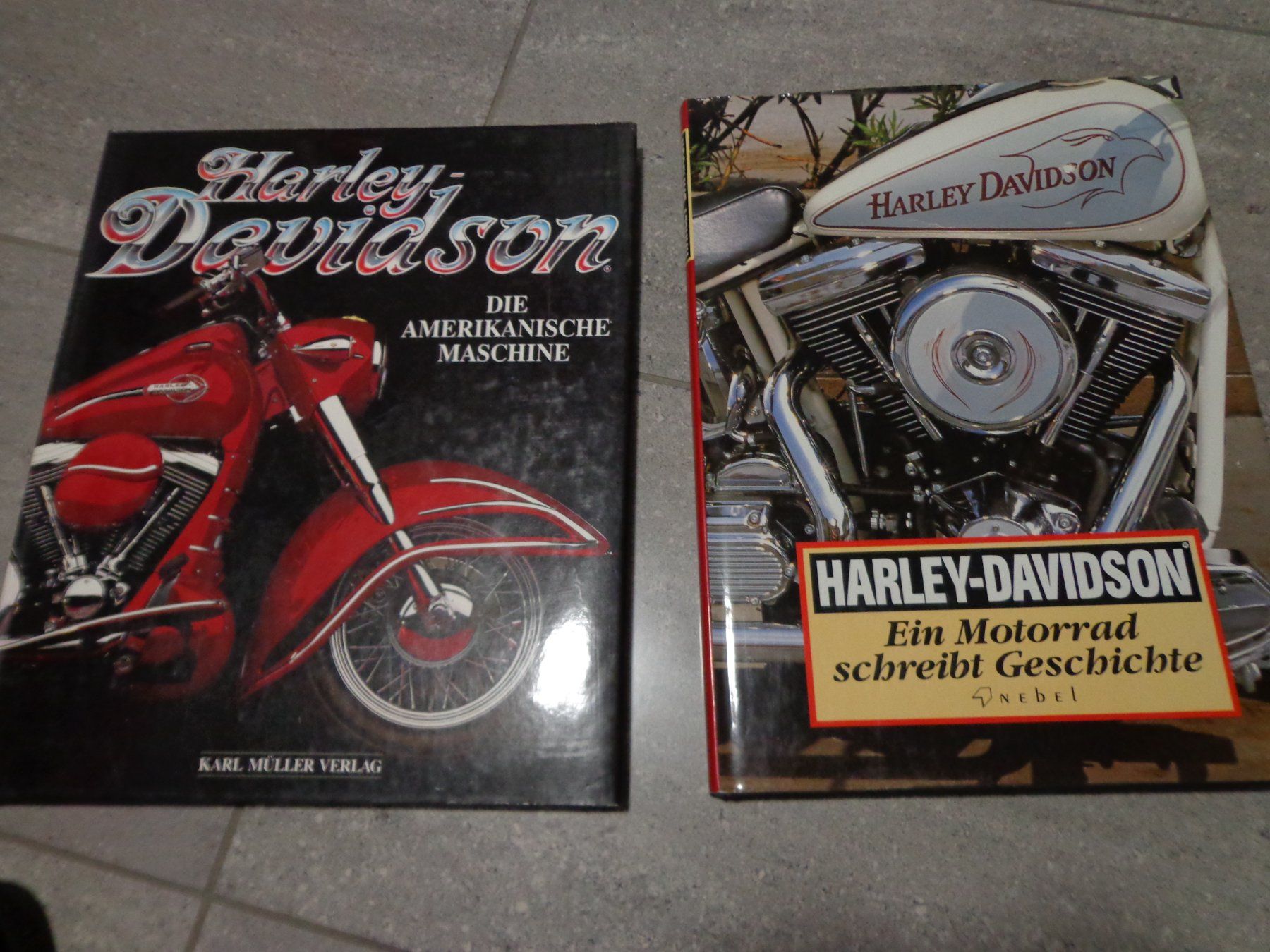 Bücher: Harley Davidson Bücher 2 – Gebraucht aus Camorino von Dibi7