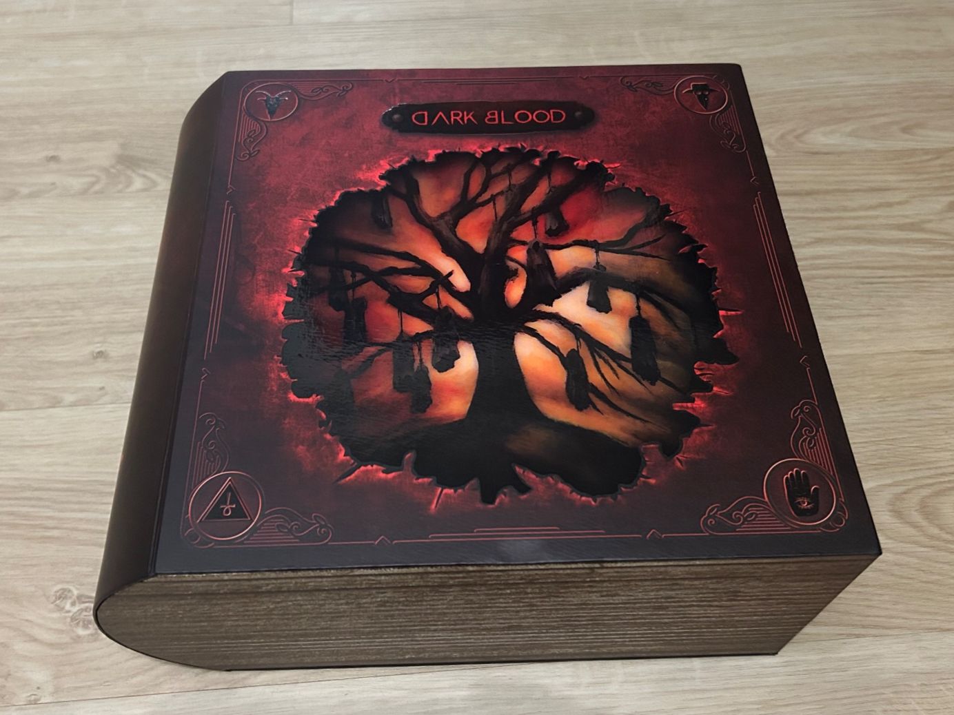 Giochi: Dark Blood Kickstarter Edition Deutsch – Usato da Uster venduto da Thecurse