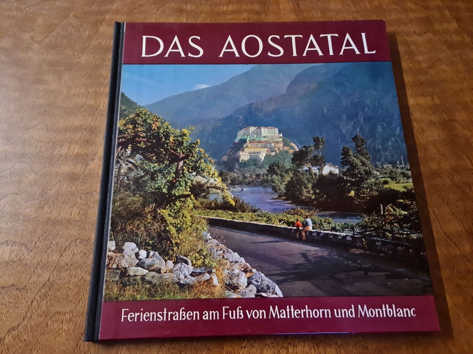 Bücher: Das Aostatal – Gebraucht aus Erstfeld von Mario_boe0