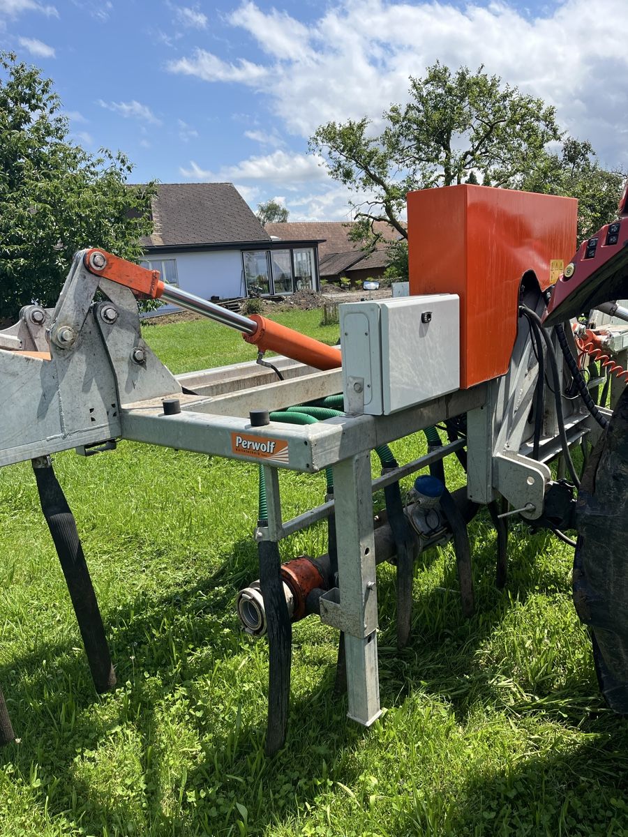 Toutes les machines: Schleppschlauchverteiler Perwolf 15m – D'occasion à Ersigen par Puma155 6