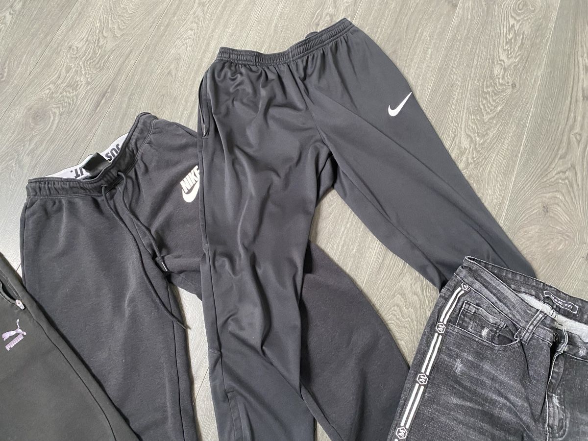 Lotti di vestiti: Kleiderpaket mit 5 Hosen Grösse S – Usato da Hägglingen venduto da Karin0802 2