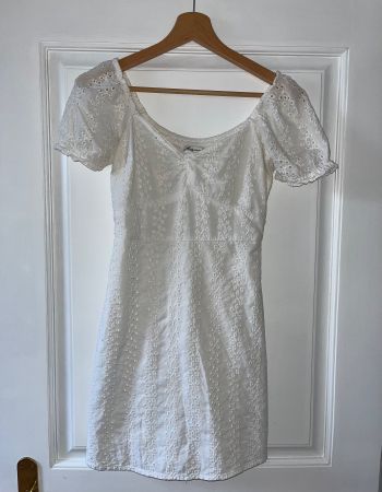 Hollister Sommerkleid weiss XS Lochspitze Coastal Cowgirl
