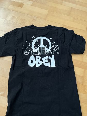 T Shirt Obey