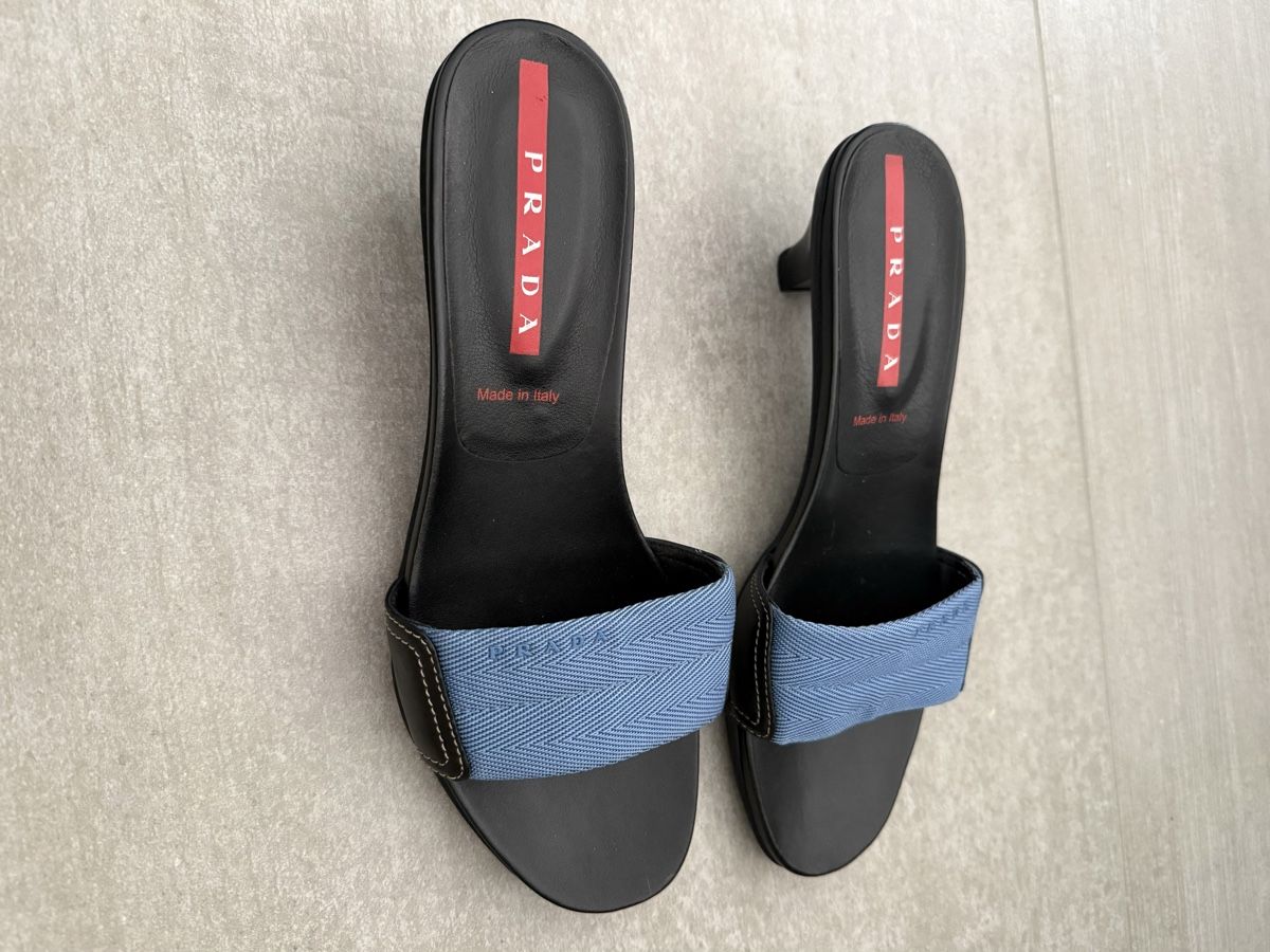 Prada Scarpe da donna: Prada Sandalen – Nuovo (secondo la descrizione) da Davesco-Soragno venduto da tin_6xjv
