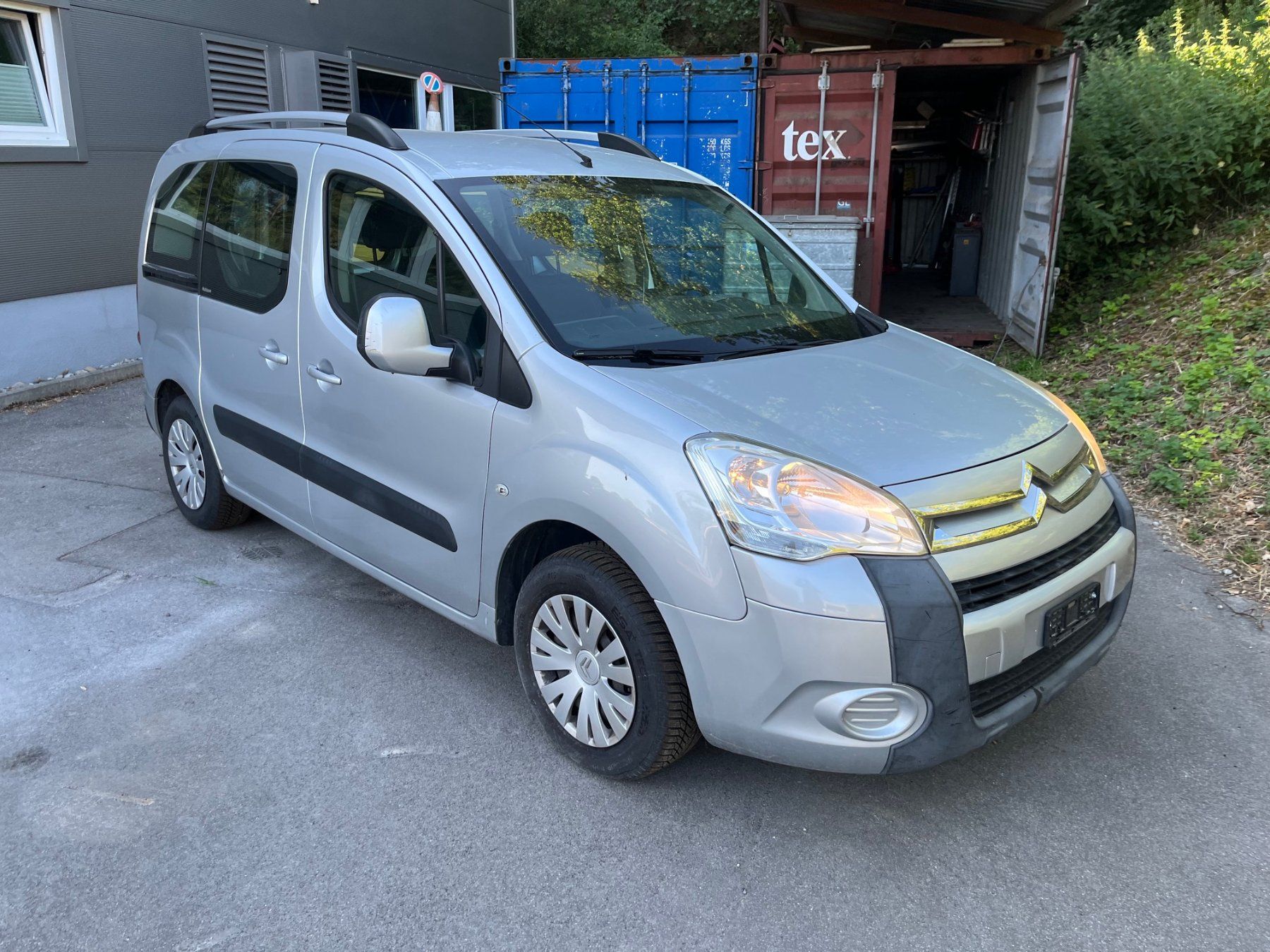 Citroën Automobili: Citroen Berlingo 1.6 HDi – Usato da Büetigen venduto da toumes 3