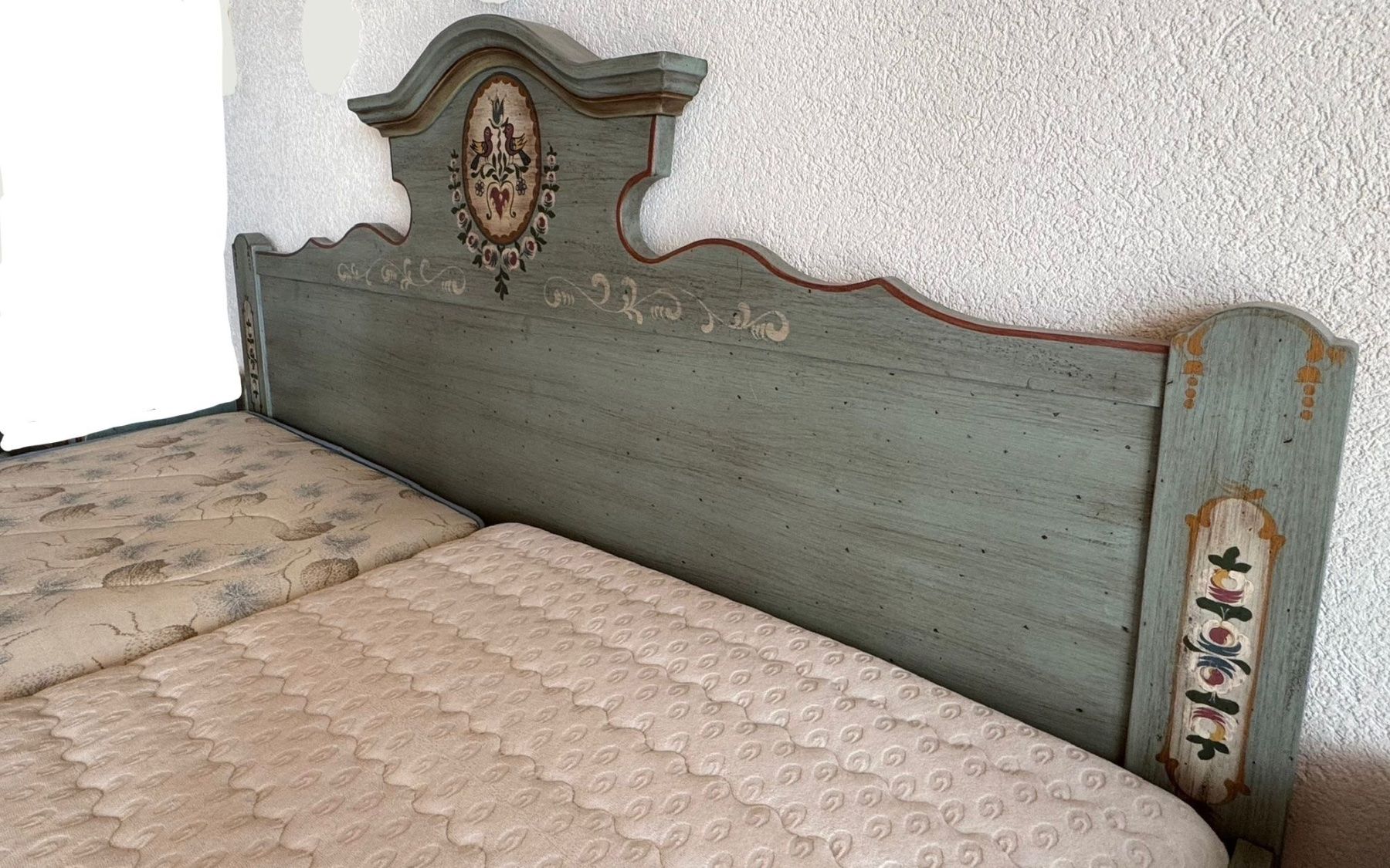 Voglauer Betten: Original Voglauer Bett - selten – Gebraucht aus Geroldswil von Jeremy11 2
