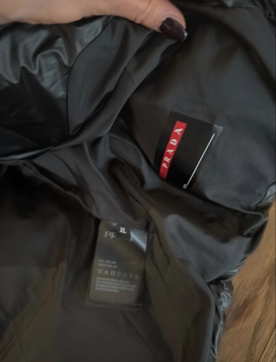 Prada Gilets & Westen: Prada Weste – Gebraucht aus Zürich von pau_2bhp 3