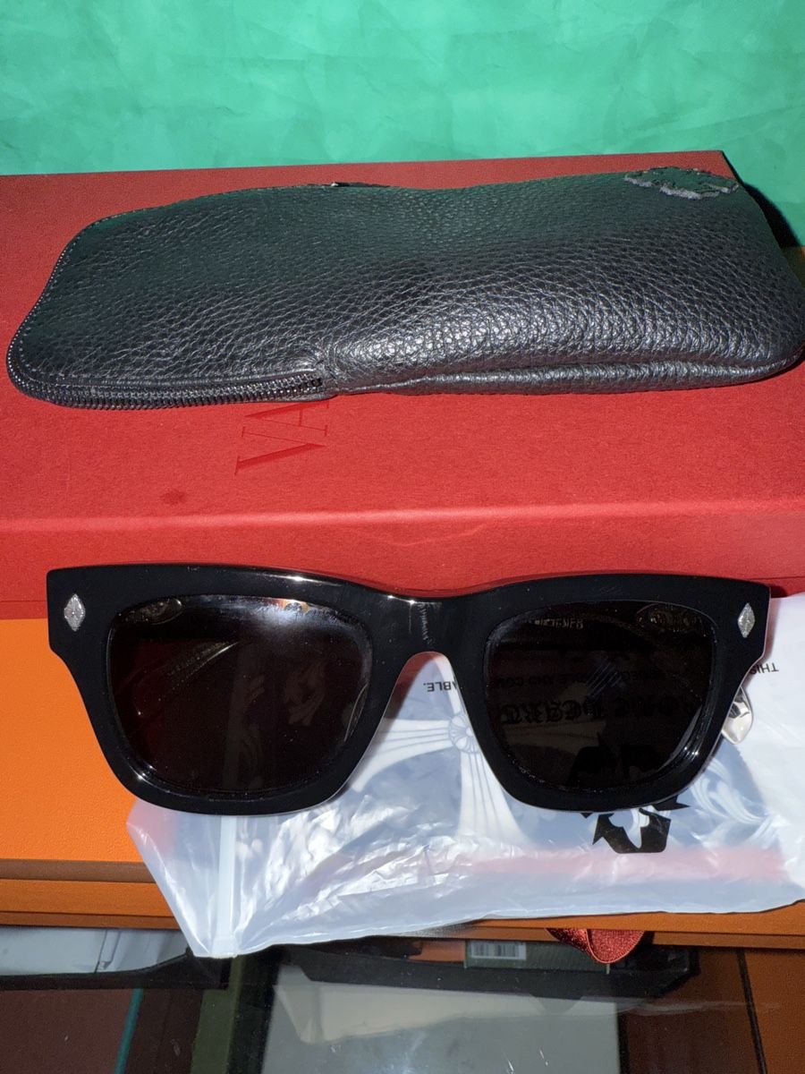 Chrome Hearts Occhiali & Lenti: Chrome Hearts black sunglasses – Nuovo (secondo la descrizione) da Genève venduto da val_rp9x