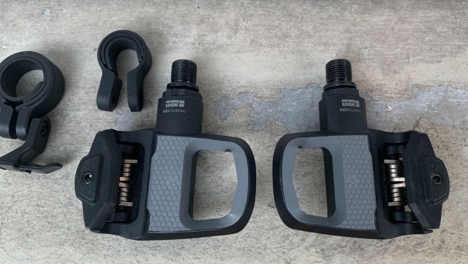 Raymond - Lot De 2 Pédales Plastique Rabattables Anti-Dérapante Vtt-Vtc, Lot De 2 Pédales Vélo