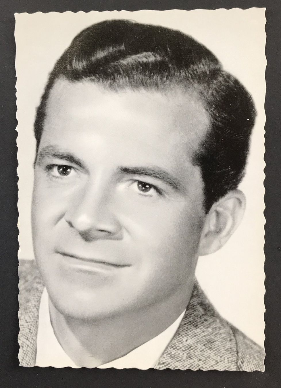 Cartoline postali: ANSICHTSKARTE DANA ANDREWS – Usato da Ostermundigen venduto da wini63